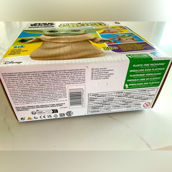 STAR WARS Mixin' Moods Grogu, 20+ Posable Expressions, 5” Tall Grogu Toy. New. - Picture 3 of 9